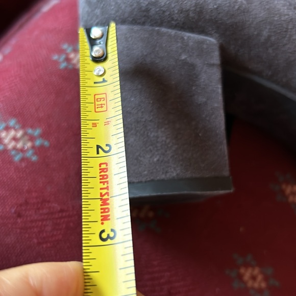 COPY - Aquatalia size 8 M grey suede ankle boots - Picture 7 of 9